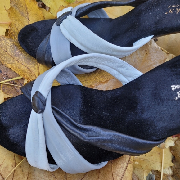 Vintage Frederick's of Hollywood open toe heels 6 - Picture 5 of 9